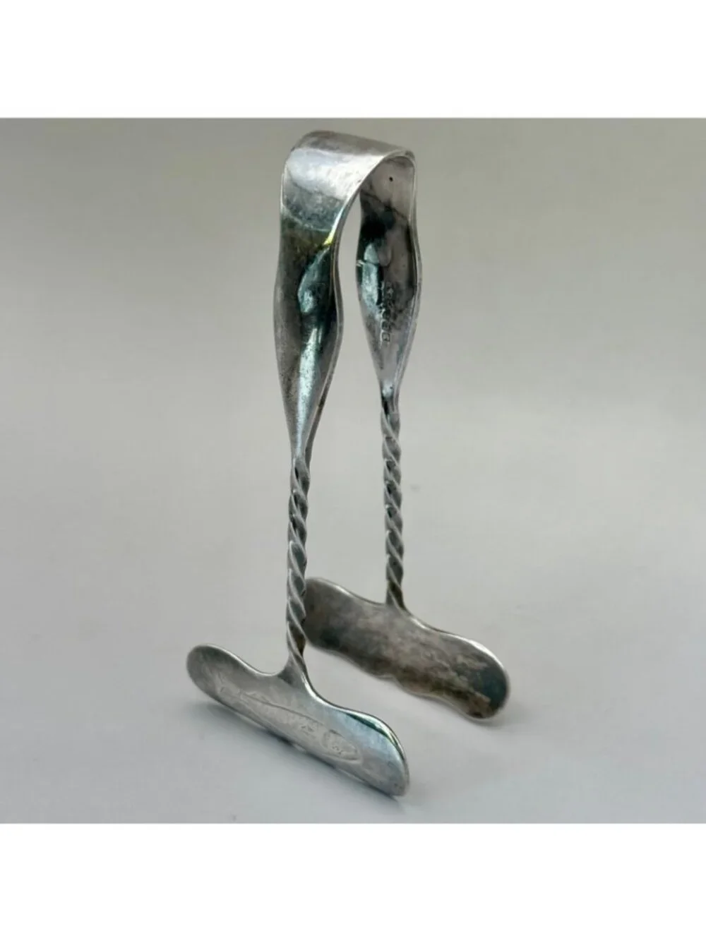 Fish Pattern Sardine Tongs Twisted Handle Vintage Silverplate 4